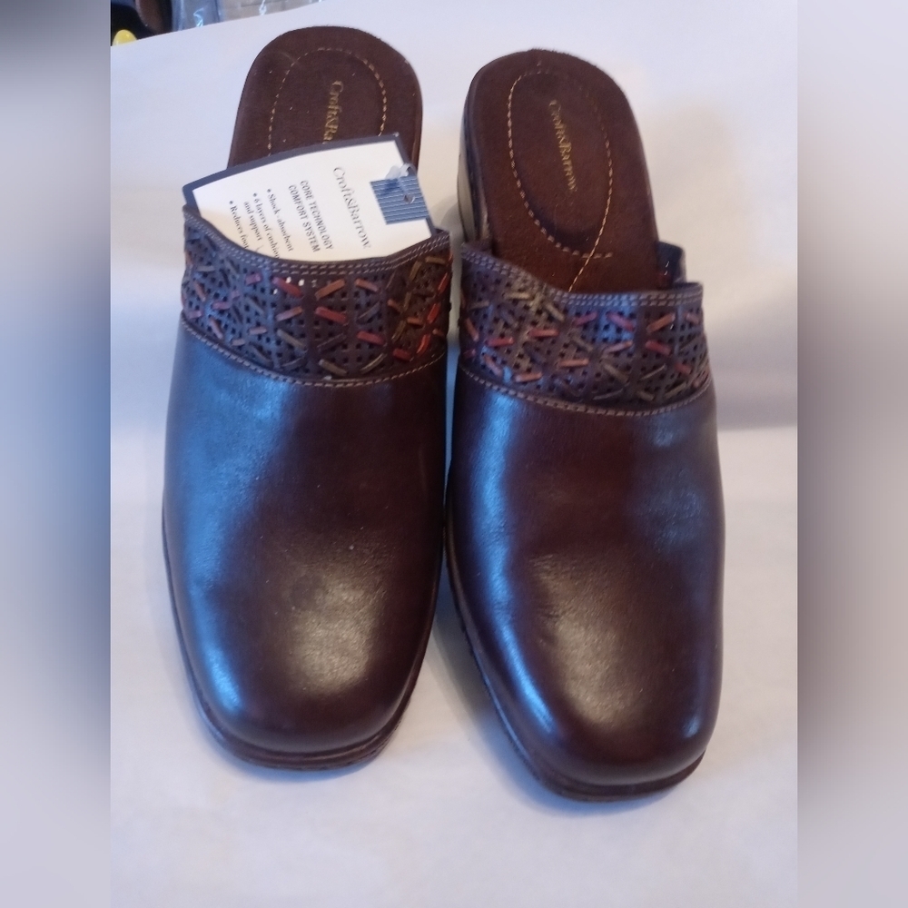 Croft & Barrow Dianna Brown Leather upper Woven Accent Wedge heel mules 9.5